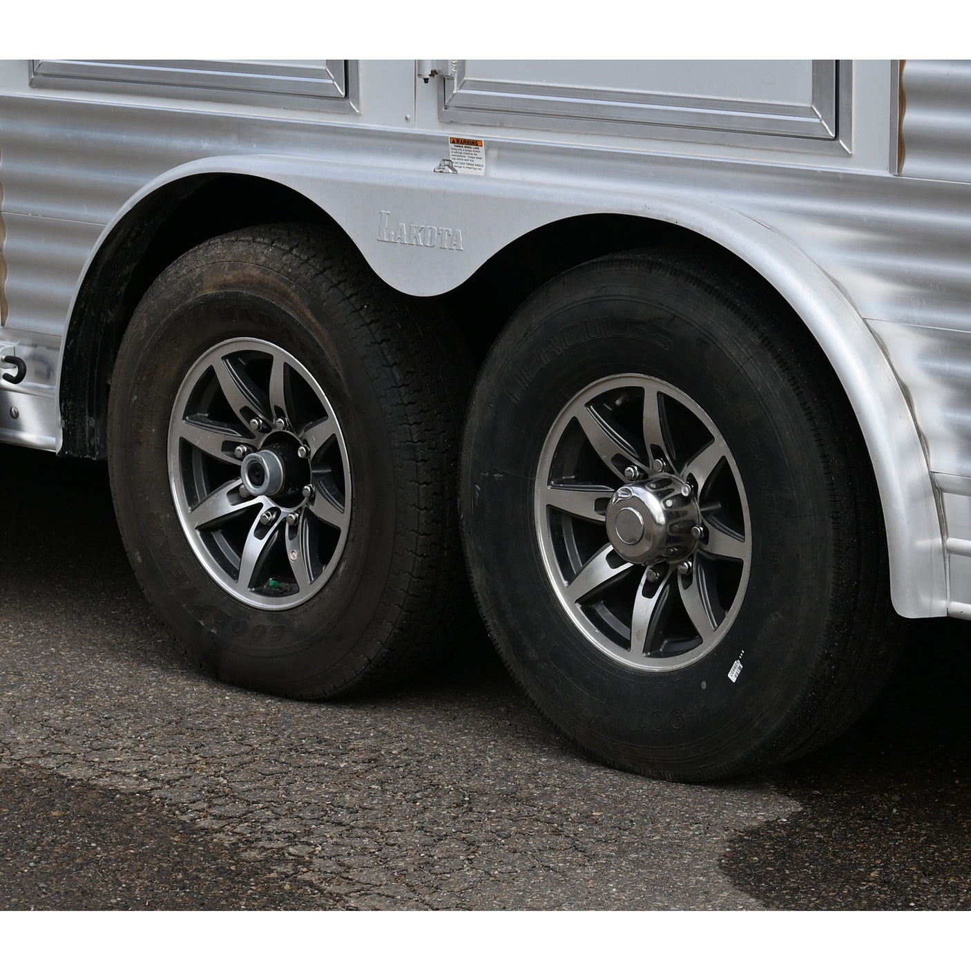 2018 Lakota Charger 3 Horse Trailer with  11' Living Quarters and Slide Out