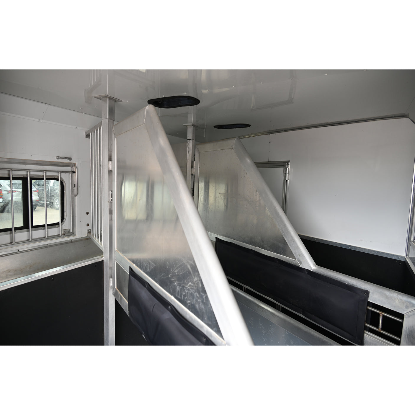 2018 Lakota Charger 3 Horse Trailer with  11' Living Quarters and Slide Out
