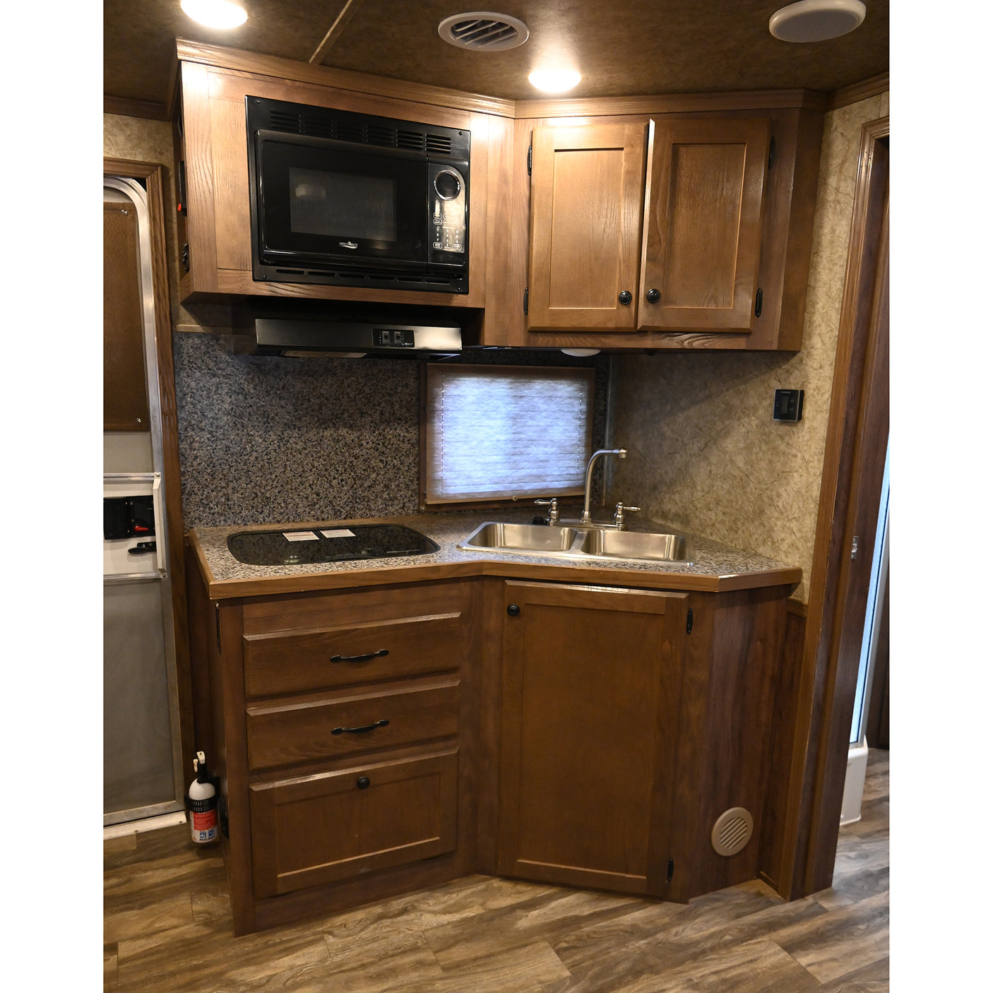 2018 Lakota Charger 3 Horse Trailer with  11' Living Quarters and Slide Out