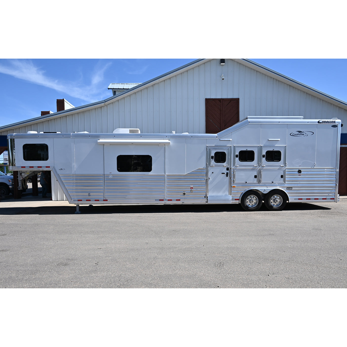 2026 Cimarron 3 Horse Trailer Side Load 15' Outlaw Living Quarter Air Ride