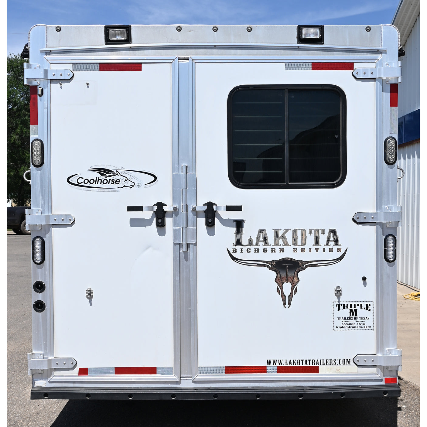 2016 Lakota BigHorn 3 Horse Trailer with 16' Living Quarter