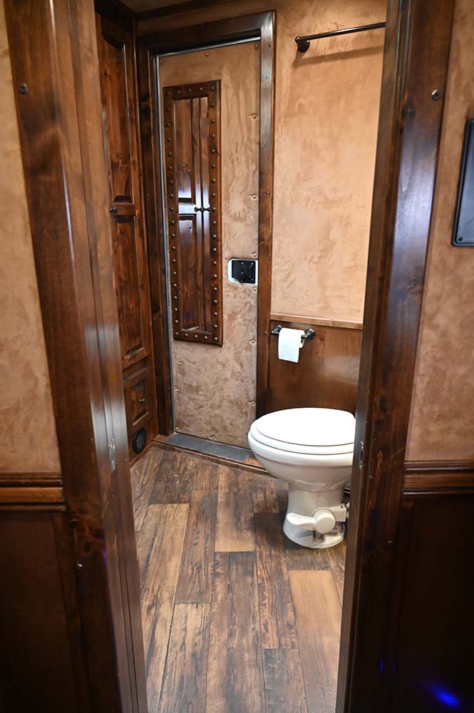 2015 4 Star 15' LQ, 17' Garage Toyhauler, Outlaw Conversion Trailer