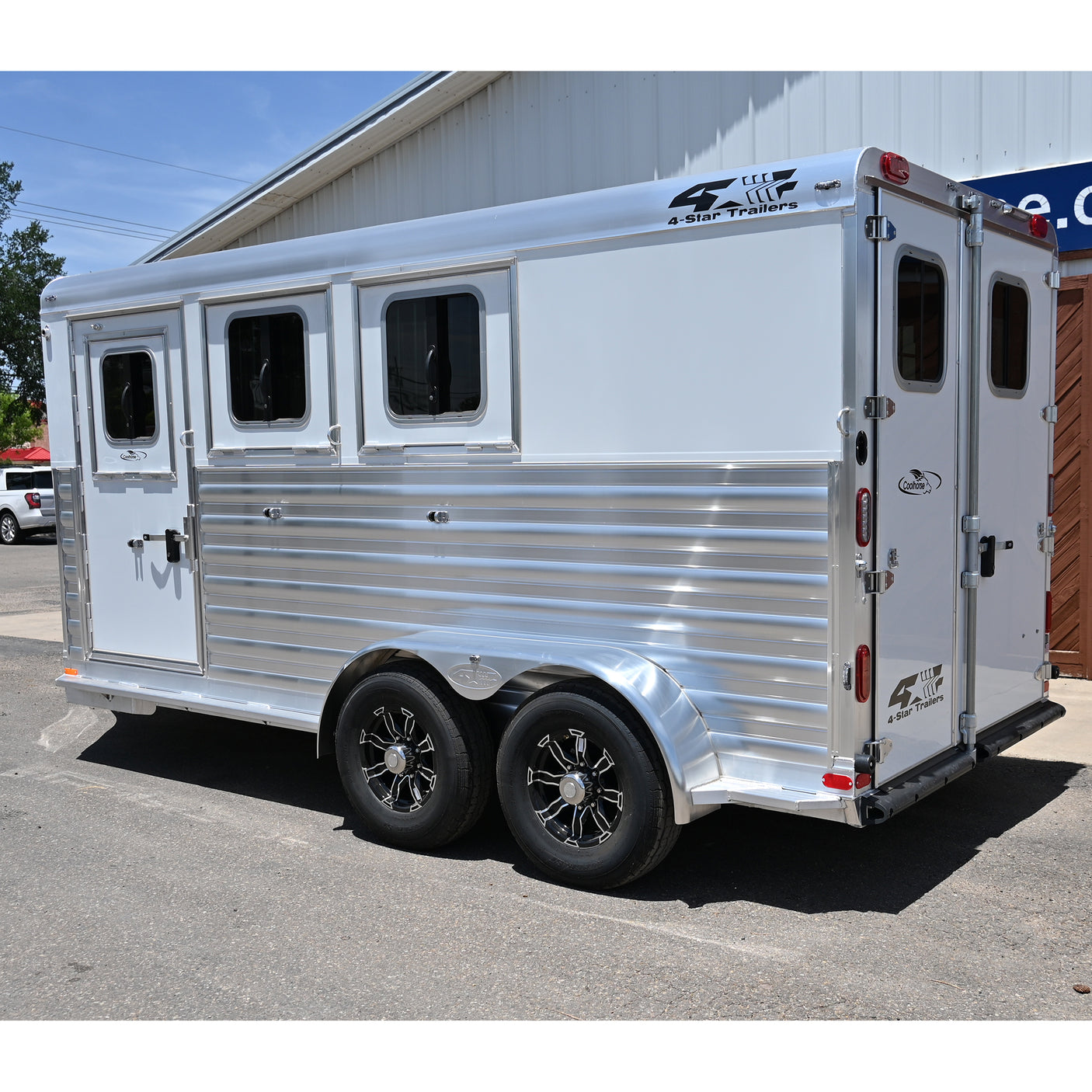2027 4 Star 3 Horse Bumper Pull Trailer 6'x10" x 15'