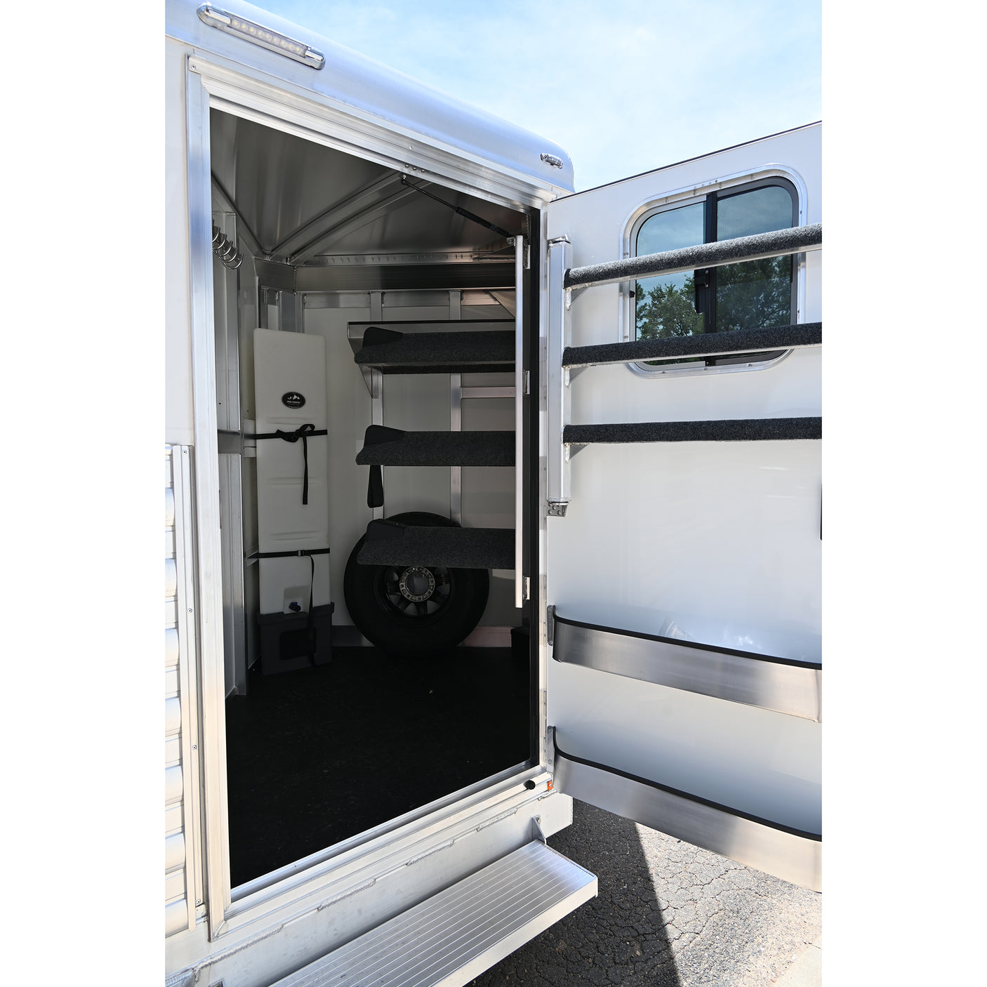 2027 4 Star 3 Horse Bumper Pull Trailer 6'x10" x 15'