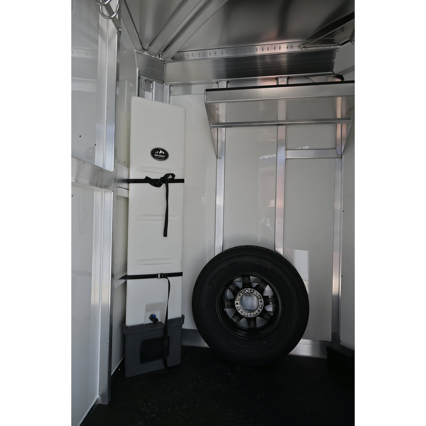 2027 4 Star 3 Horse Bumper Pull Trailer 6'x10" x 15'