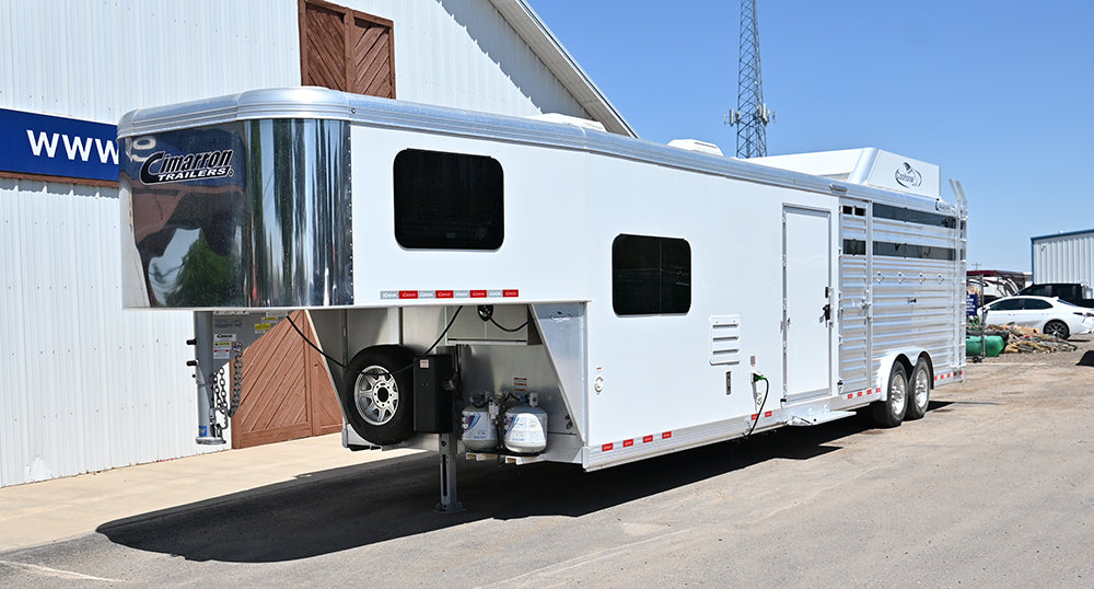 **SALE PENIDNG**2022 Cimarron Stock Combo GN with 11' Living Quarter*SALE PENDING**
