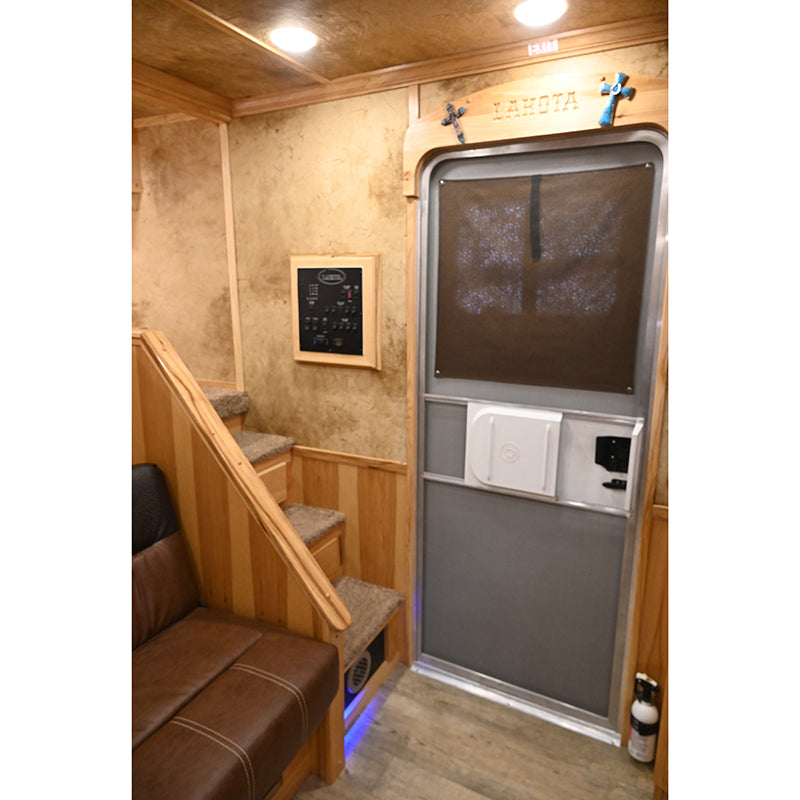 2016 Lakota Bighorn 3 Horse Trailer BH8316SR with Slide Out