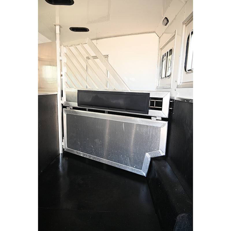 2016 Lakota Bighorn 3 Horse Trailer BH8316SR with Slide Out