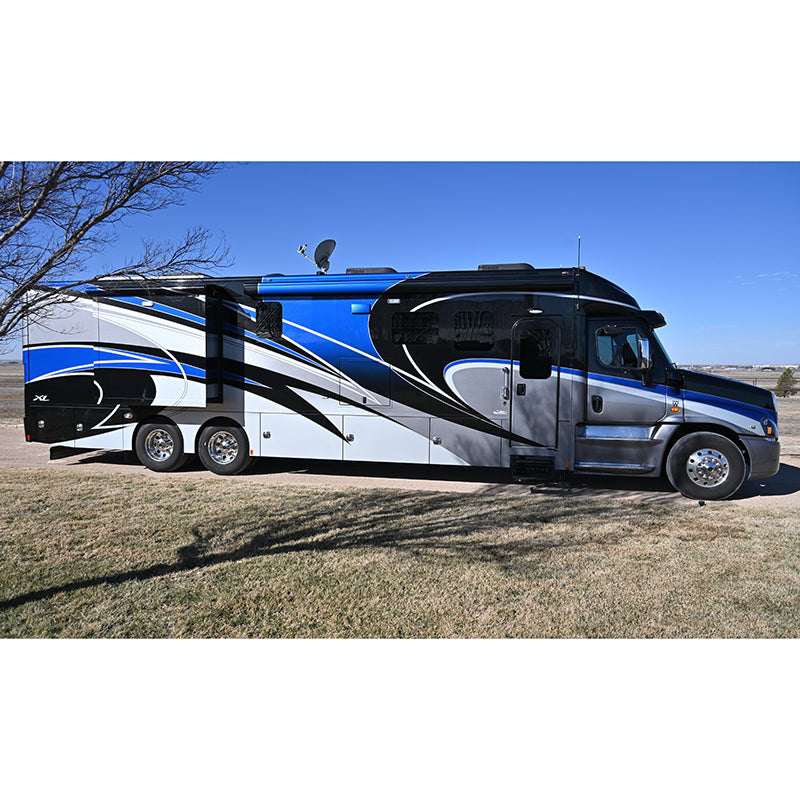 2019 Renegade XL 45' Coach Model X45QB on Freightliner Cascadia Chassis