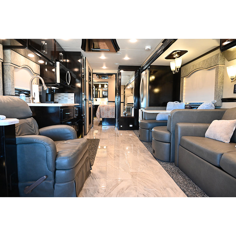 2019 Renegade XL 45' Coach Model X45QB on Freightliner Cascadia Chassis