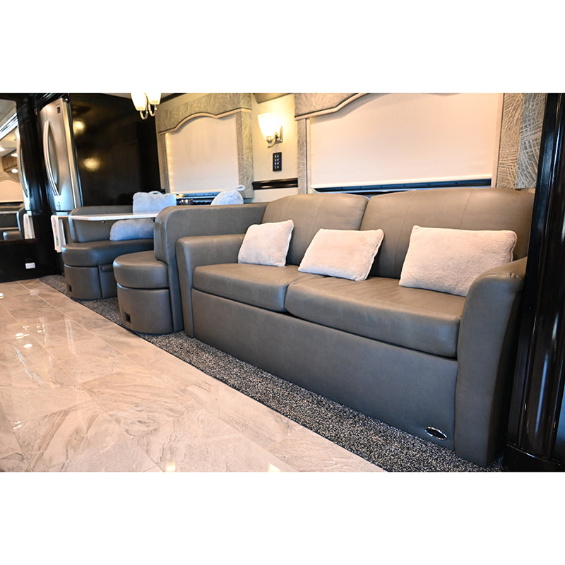 2019 Renegade XL 45' Coach Model X45QB on Freightliner Cascadia Chassis