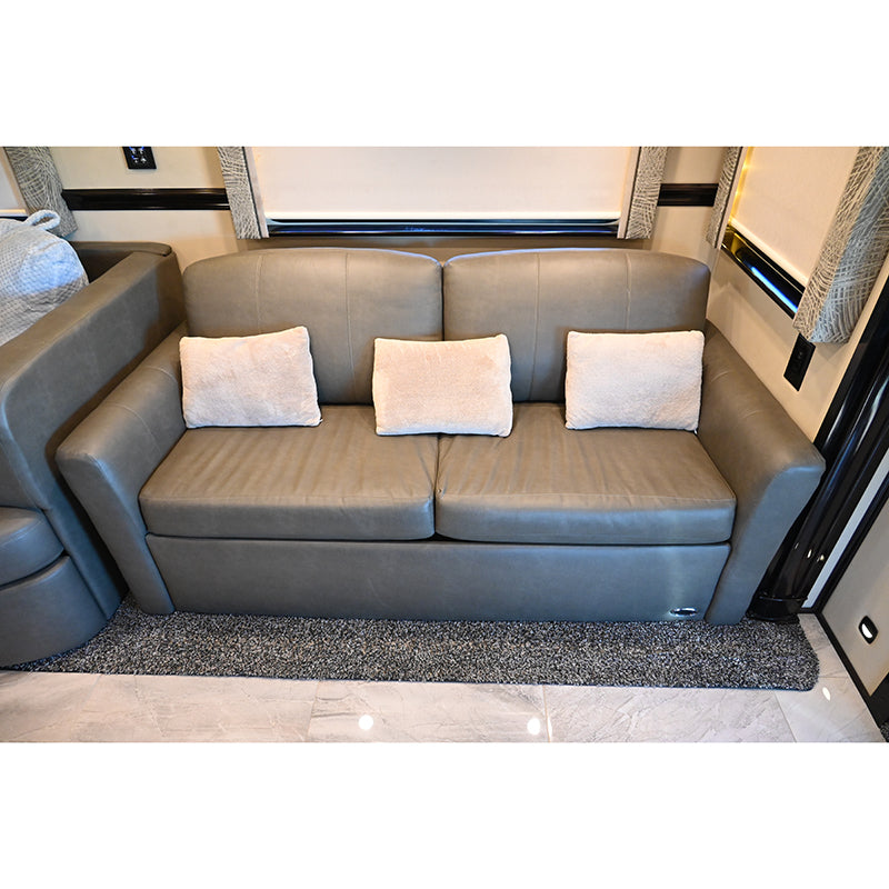 2019 Renegade XL 45' Coach Model X45QB on Freightliner Cascadia Chassis