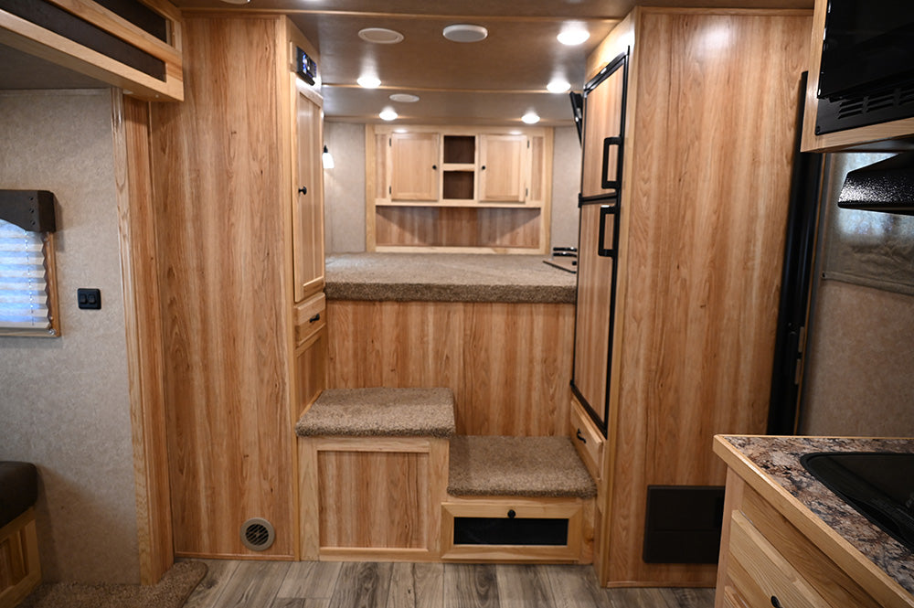 2021 Lakota Charger Stock Combo Trailer 11' LQ, 16' Stock Compartment