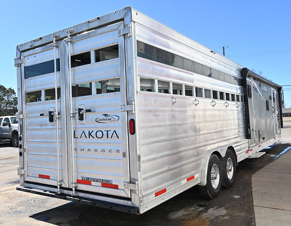 2021 Lakota Charger Stock Combo Trailer 11' LQ, 16' Stock Compartment
