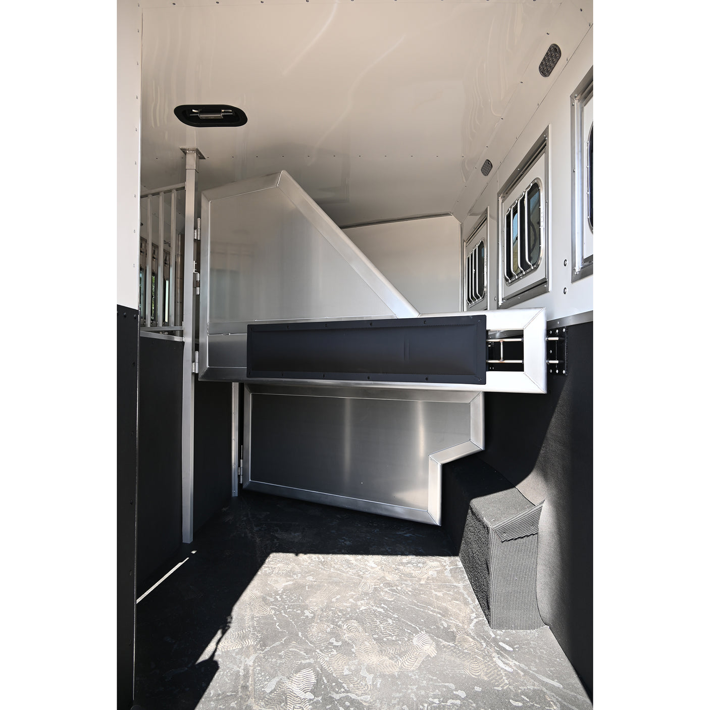 2027 Lakota Charger 3 Horse 11' Rear Kitchen Slide Out Model CH8311RK