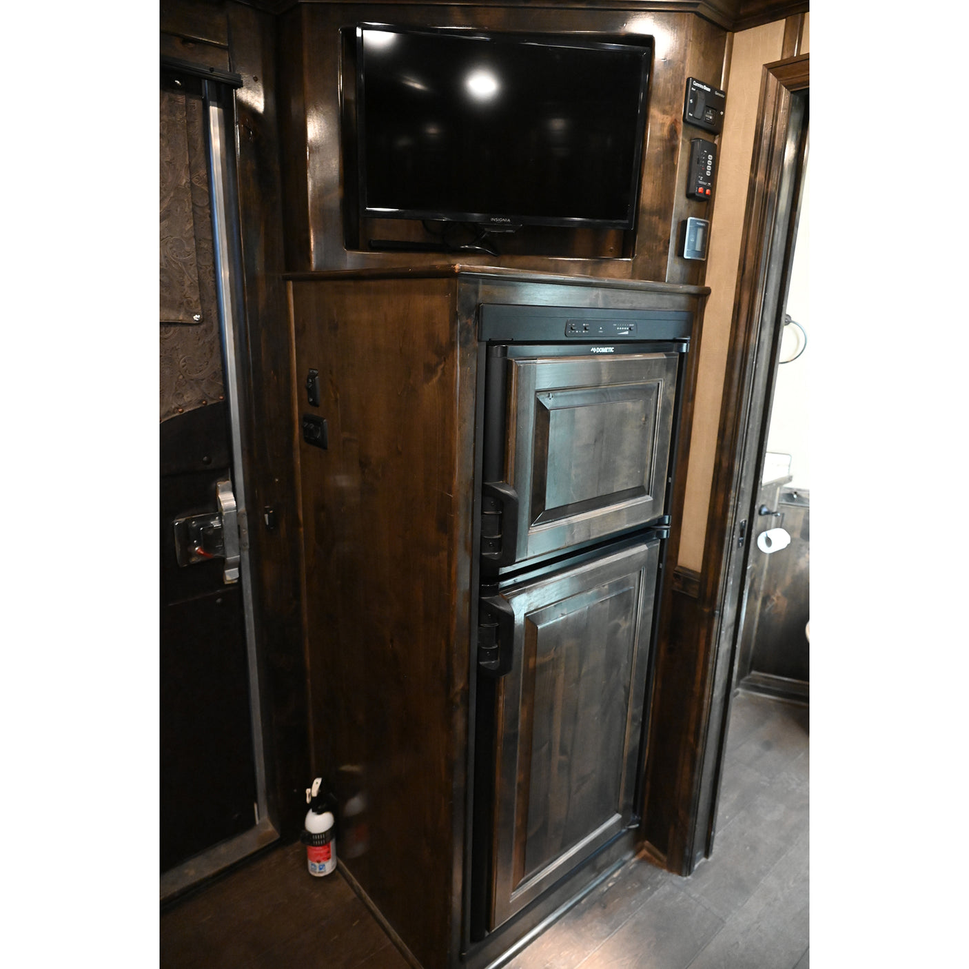 2019 Platinum Stock Combo Trailer 11' Outback Living Quarter