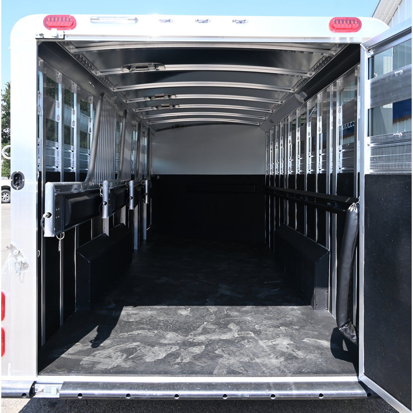 2027 4 Star 5 Horse Stock Combo 7'6" Wide x 23' Long Horse Trailer