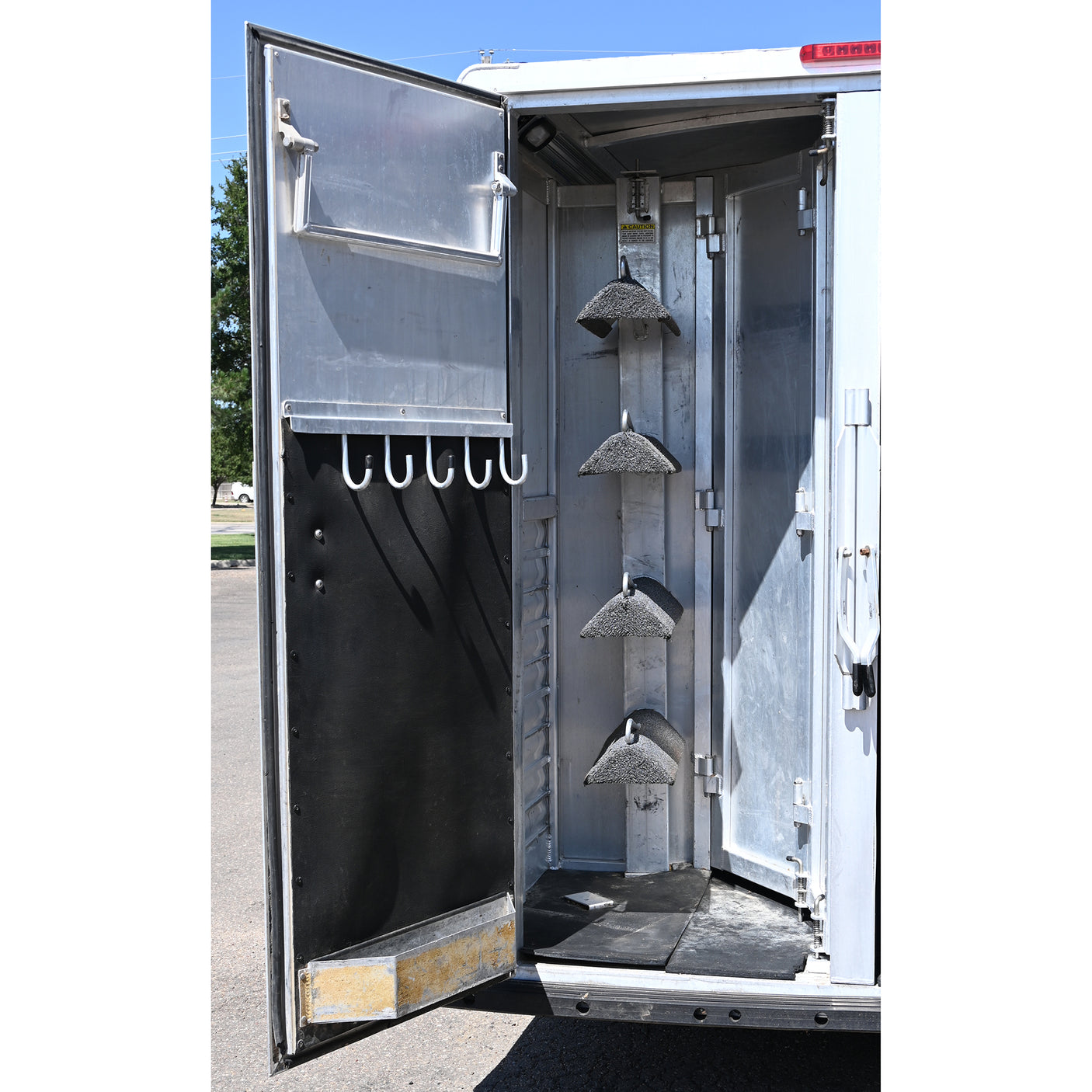 2010 Cherokee 4 Horse Trailer with Weekend Package LQ