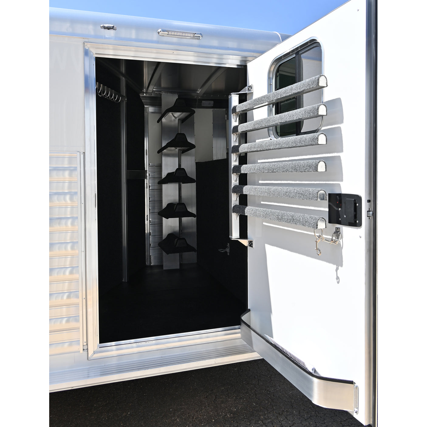 2027 4 Star 5 Horse Stock Combo Horse Trailer