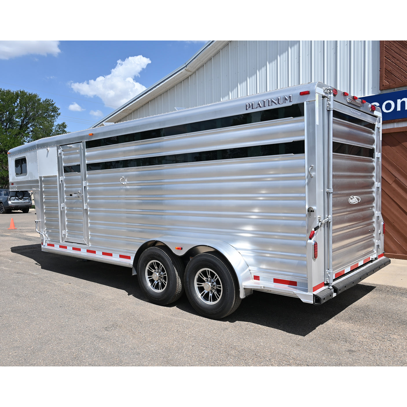 2027 Platinum Coach 19' C Sport Horse Trailer