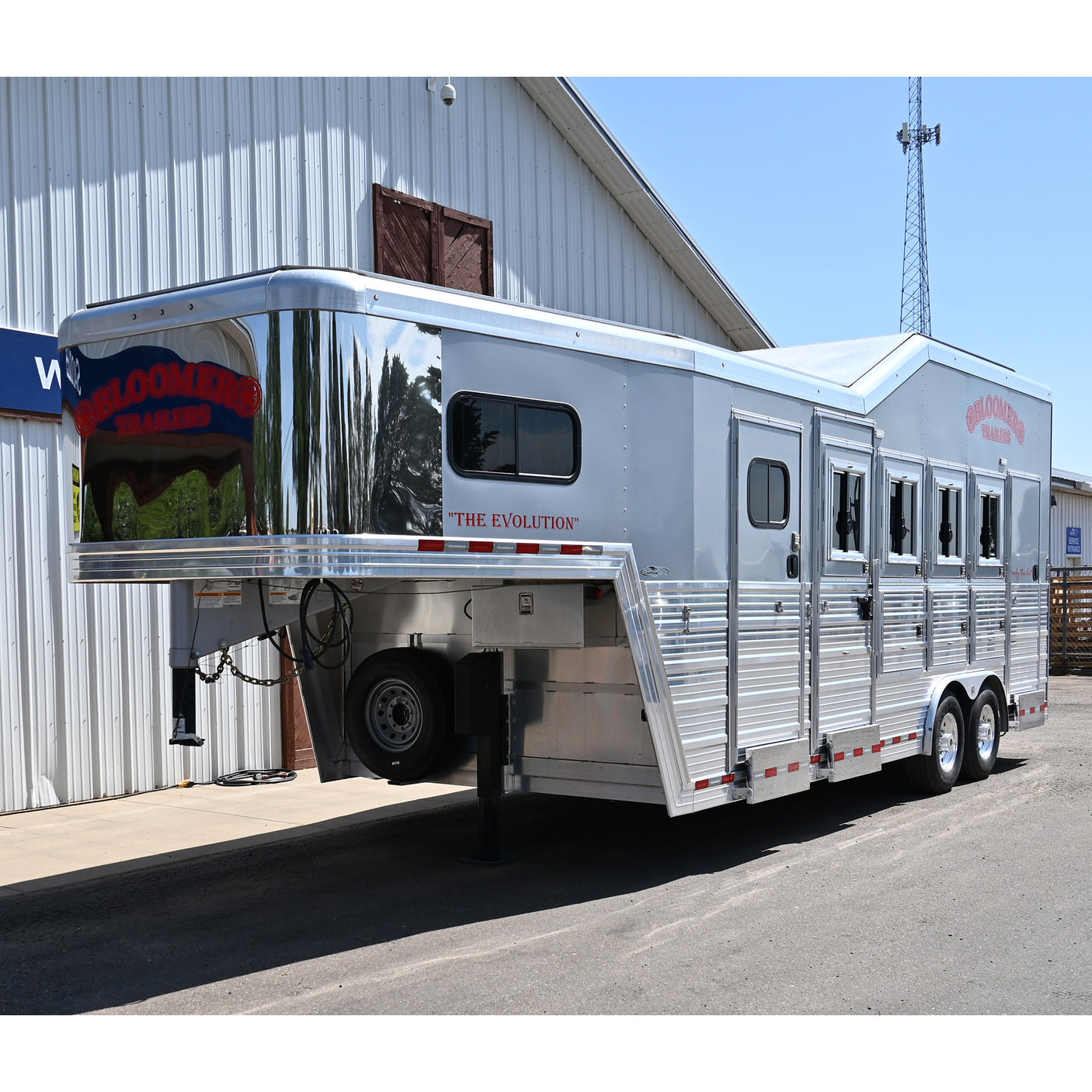 2024 Bloomer 4 Horse Gooseneck Trailer with Trainer's Tack & Integrated Hay Pod
