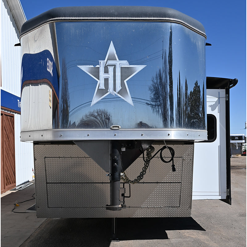 2017 Hoosier 3 Horse 12' Living Quarter