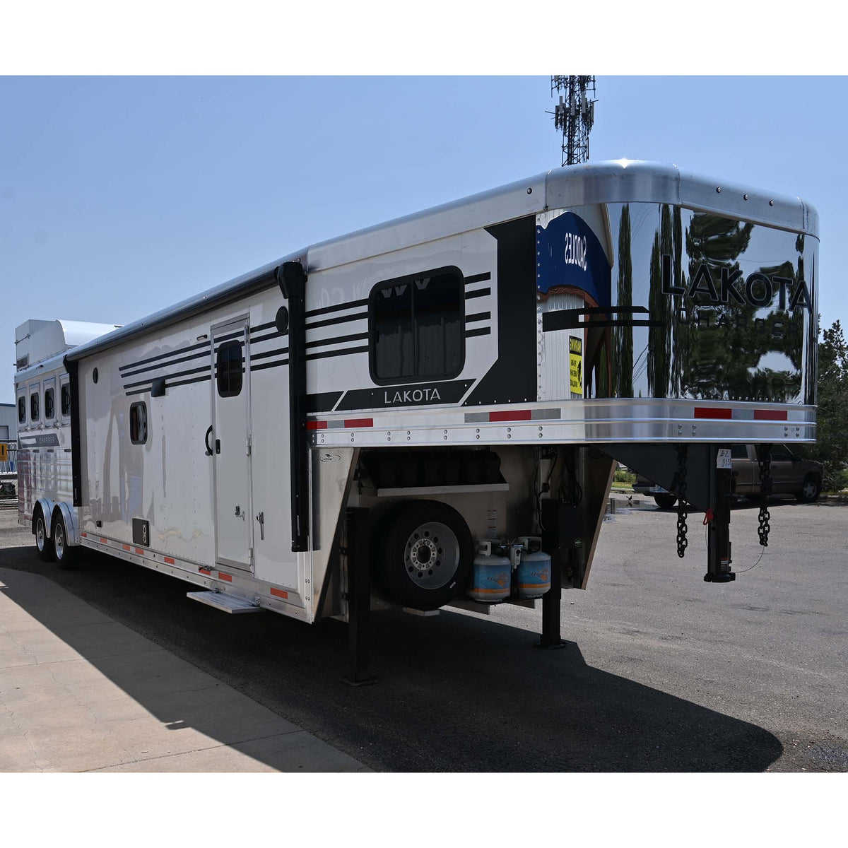 2027 Lakota Charger 4 Horse Trailer with 16'  LQ,  Spread Axle