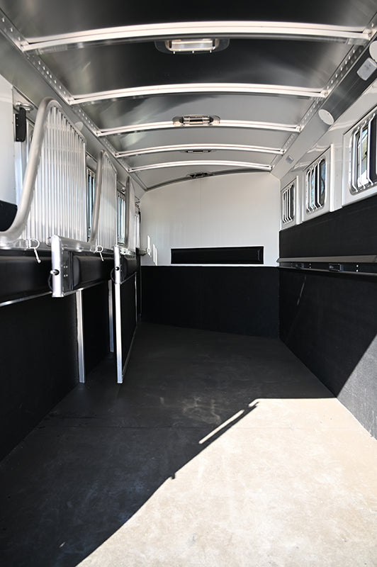 SOLD! 2026 4 Star 4 Horse Slant Gooseneck Convenience Package Trailer, Swing out Saddle Rack in Dressing Room