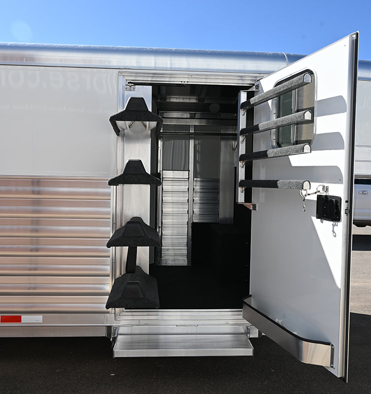SOLD! 2026 4 Star 4 Horse Slant Gooseneck Convenience Package Trailer, Swing out Saddle Rack in Dressing Room