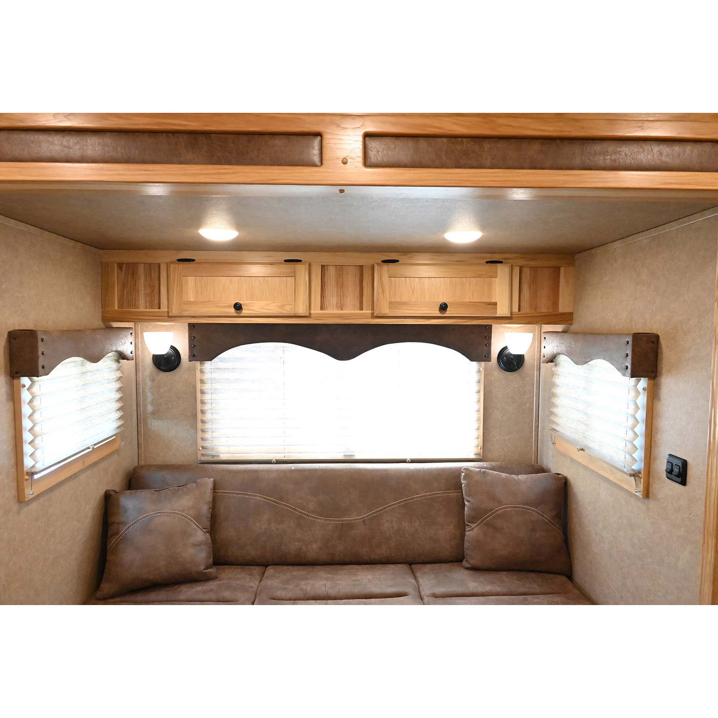 2022 Lakota Charger Stock Combo 11' LQ Slide Horse Trailer with Mid Tack