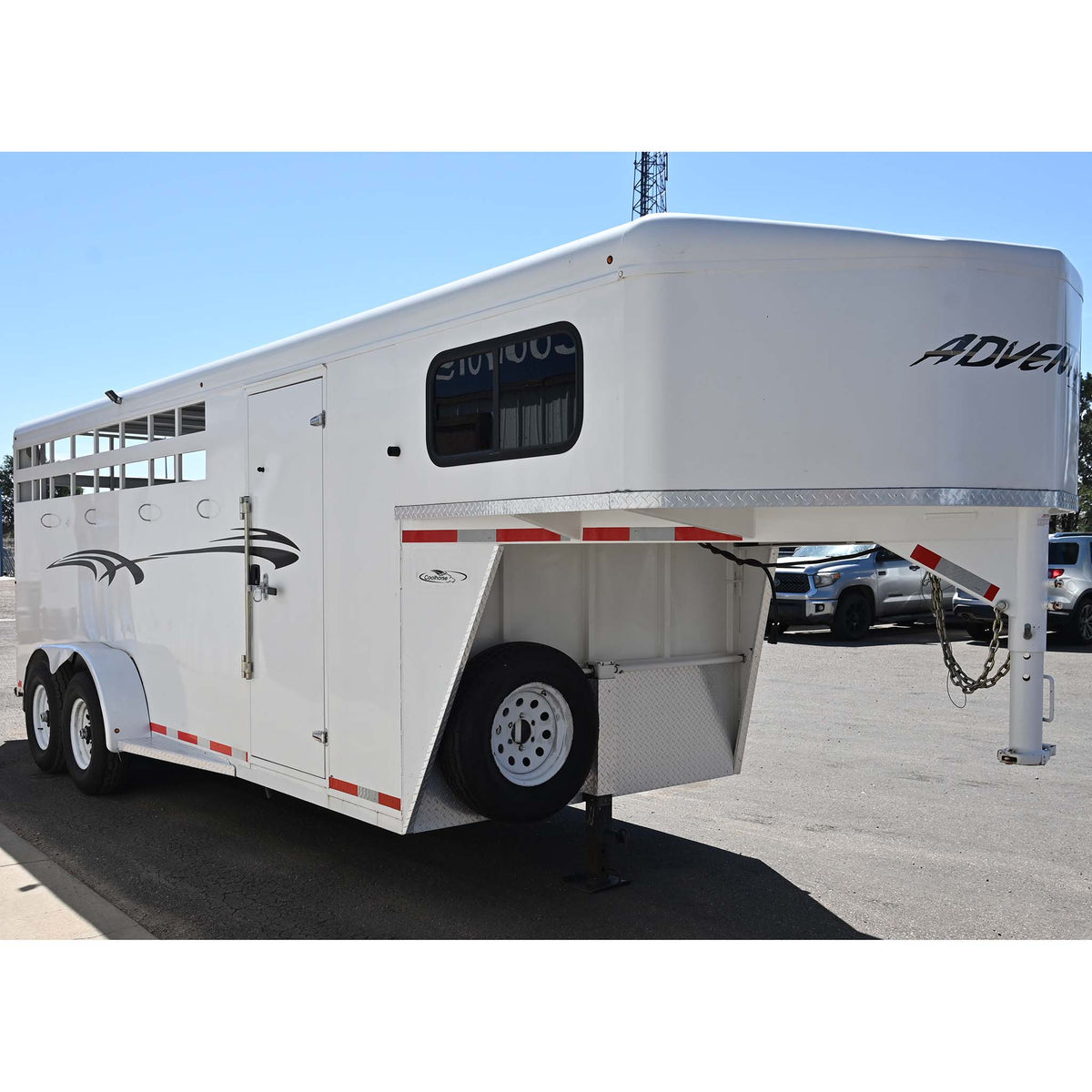 2010 Trails West Adventure 4 Horse Trailer Stock Combo