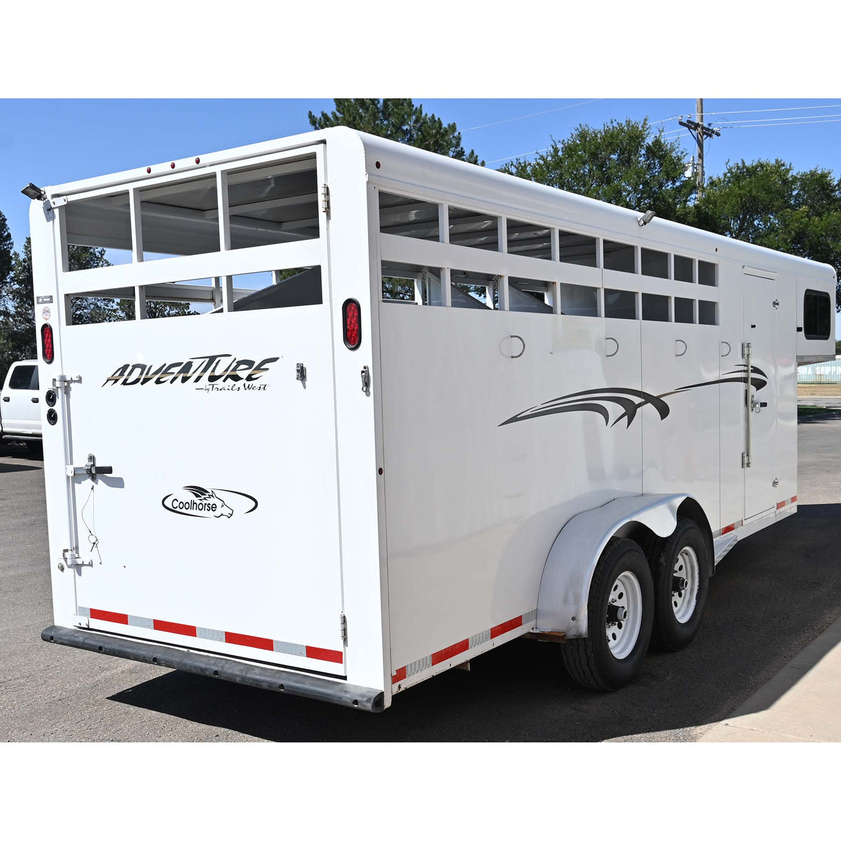 2010 Trails West Adventure 4 Horse Trailer Stock Combo