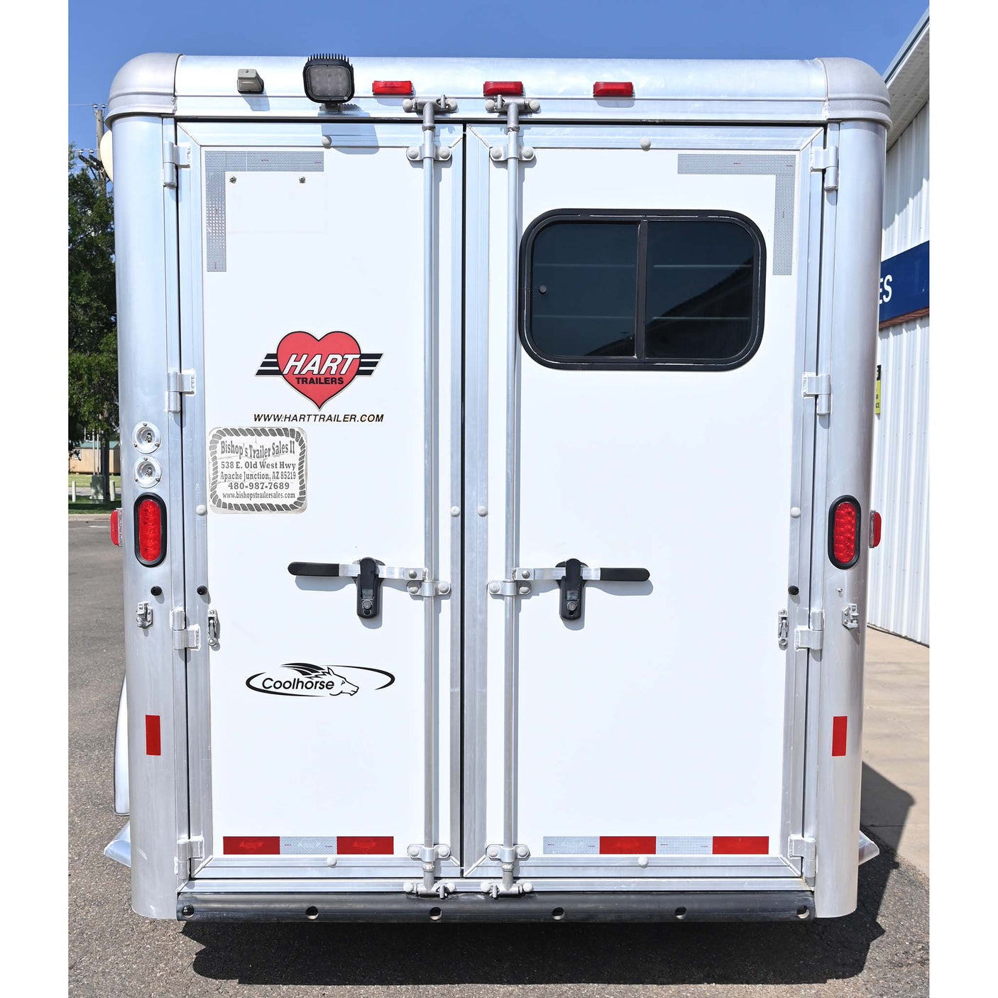 2017 Hart 3 Horse Trailer  GN, Dressing Room with AC, Batteries, and Awning