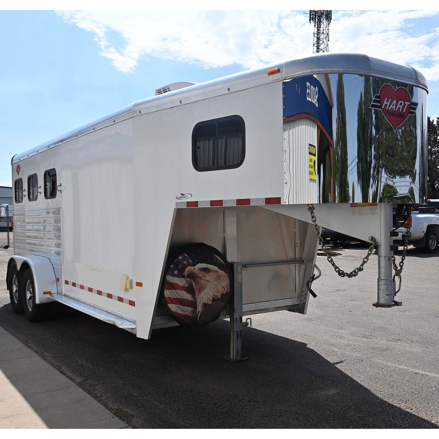 2017 Hart 3 Horse Trailer  GN, Dressing Room with AC, Batteries, and Awning