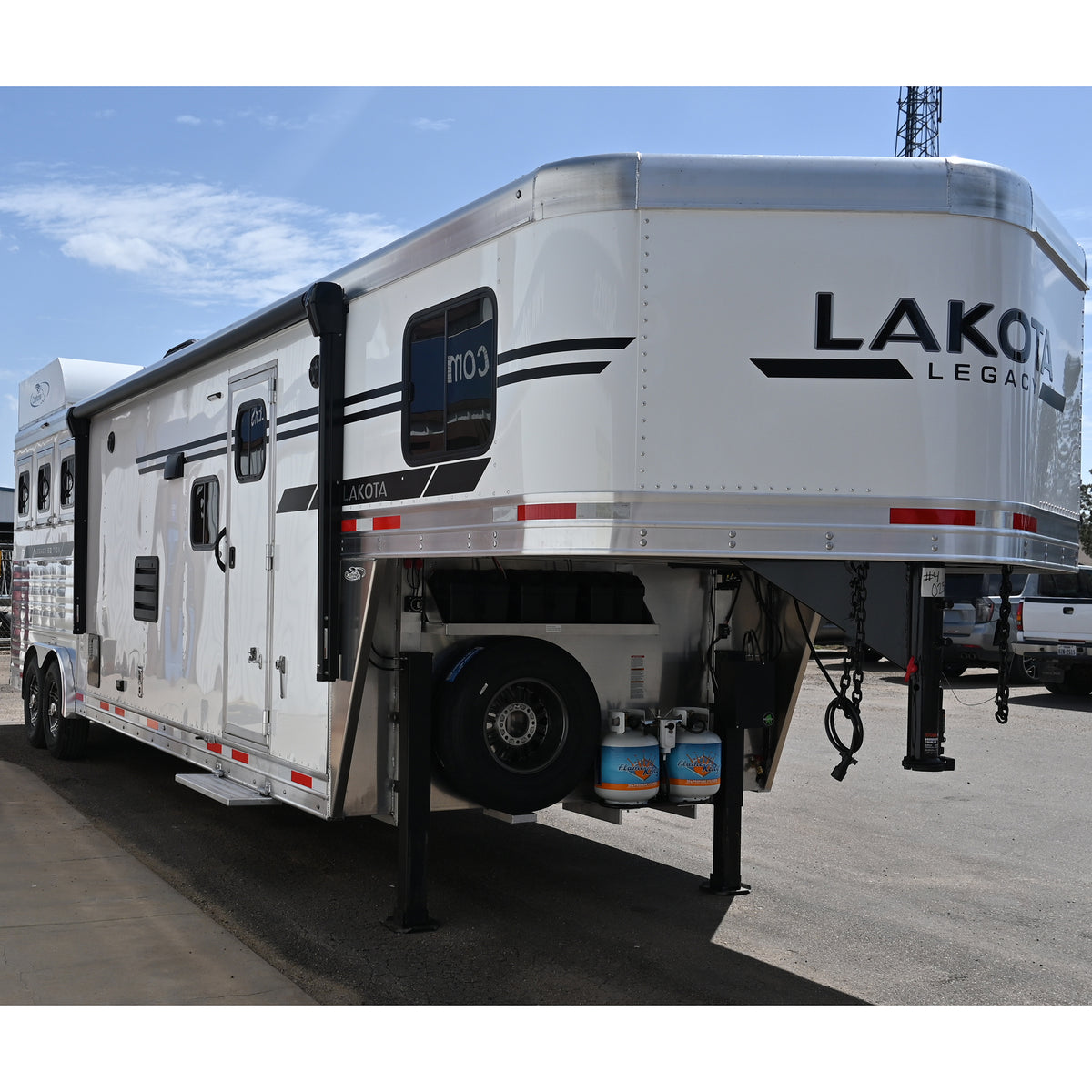 2027 Lakota Legacy 3 Horse Trailer with 13' LQ, Slide Out, Pre Wired for Onan