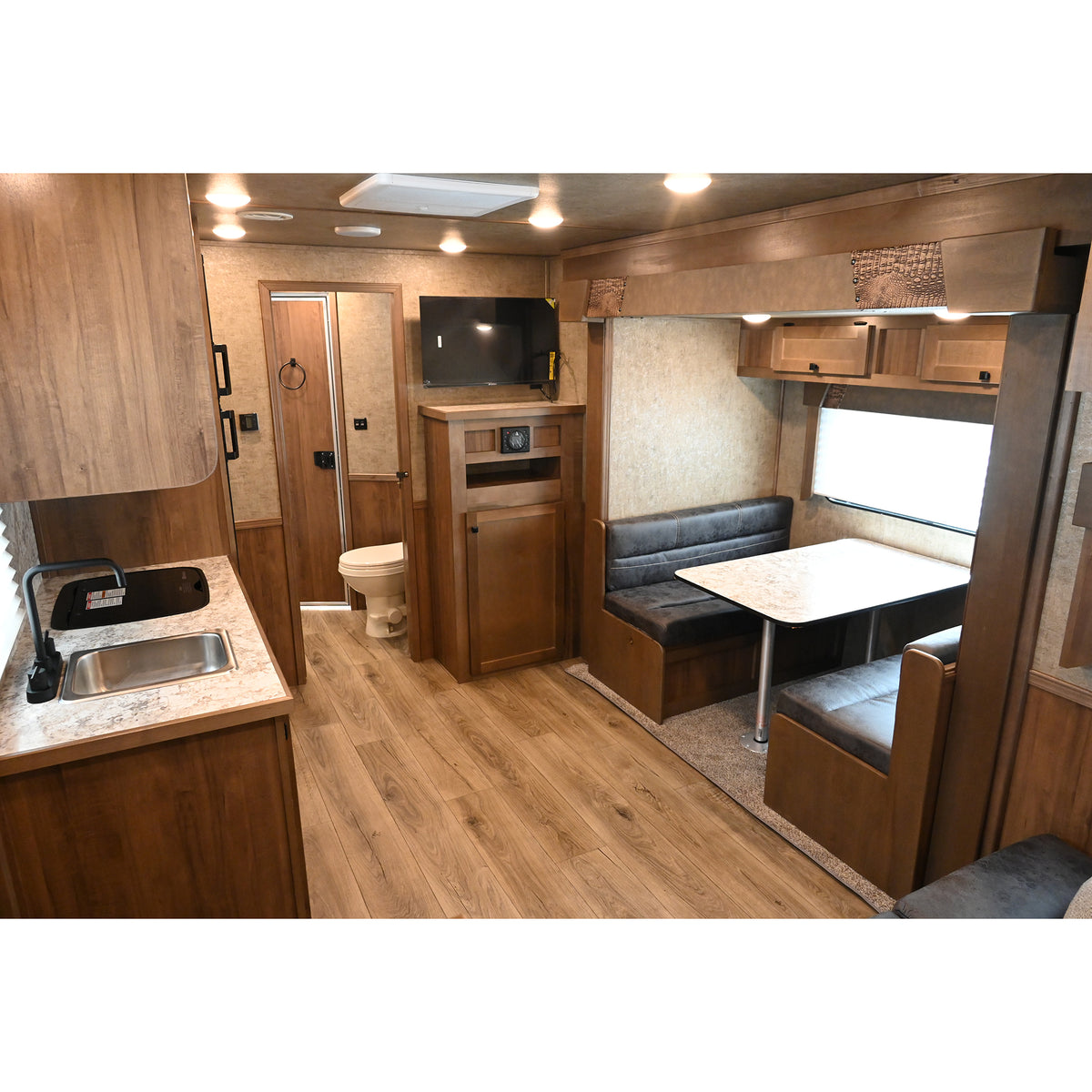 2027 Lakota Legacy 3 Horse Trailer with 13' LQ, Slide Out, Pre Wired for Onan