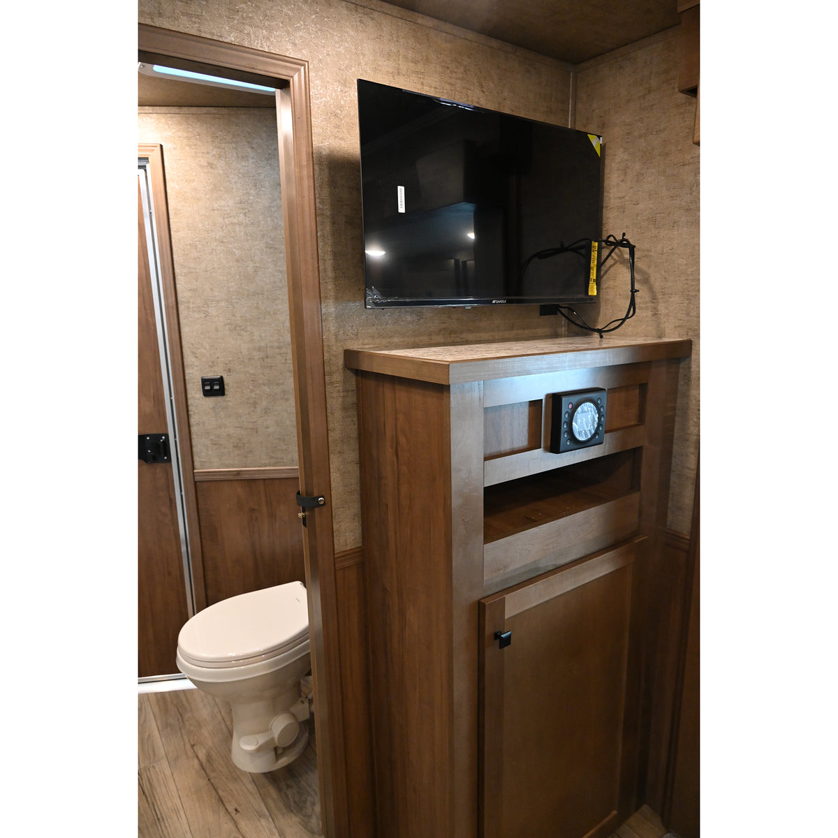 2027 Lakota Legacy 3 Horse Trailer with 13' LQ, Slide Out, Pre Wired for Onan