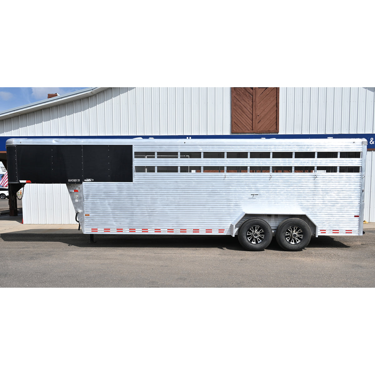 2016 Sundowner 23' Stock Combo Trailer