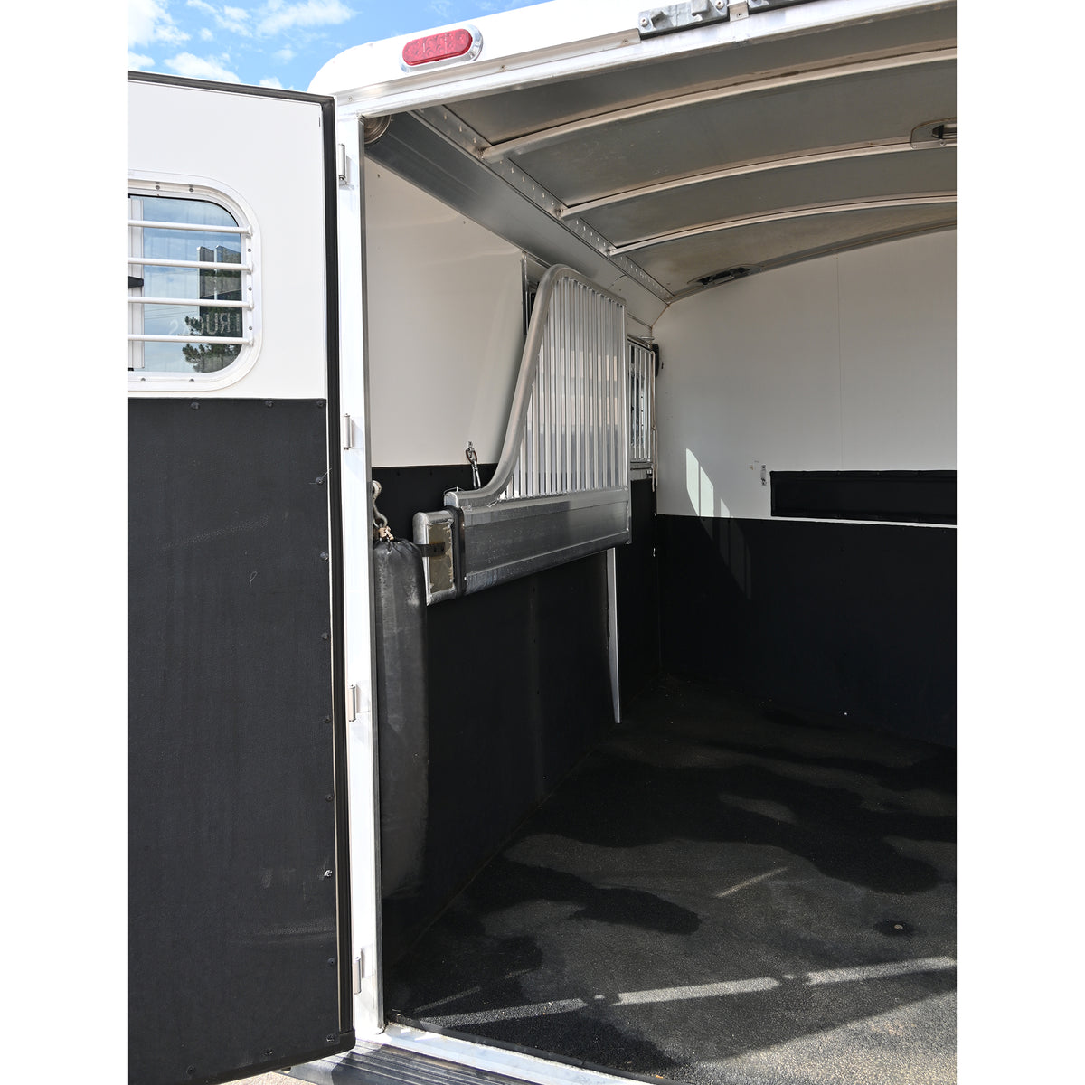 2006 4 Star 2 Horse Bumper Pull Trailer