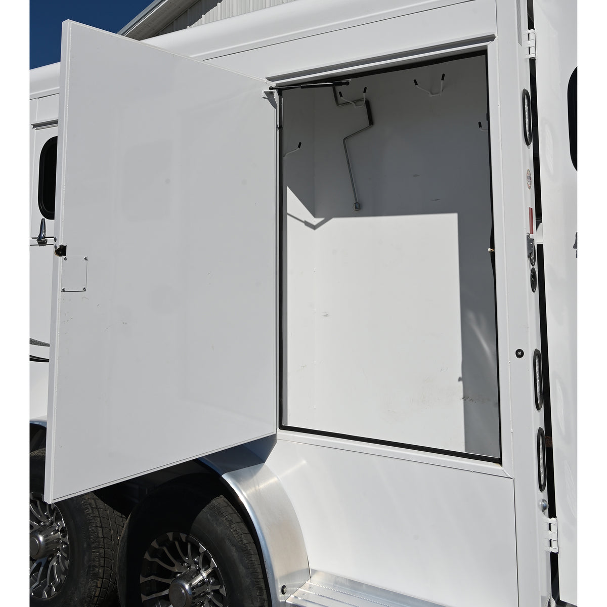 2022 Trails West Sierra 2 Horse 10'x10' Living Quarter