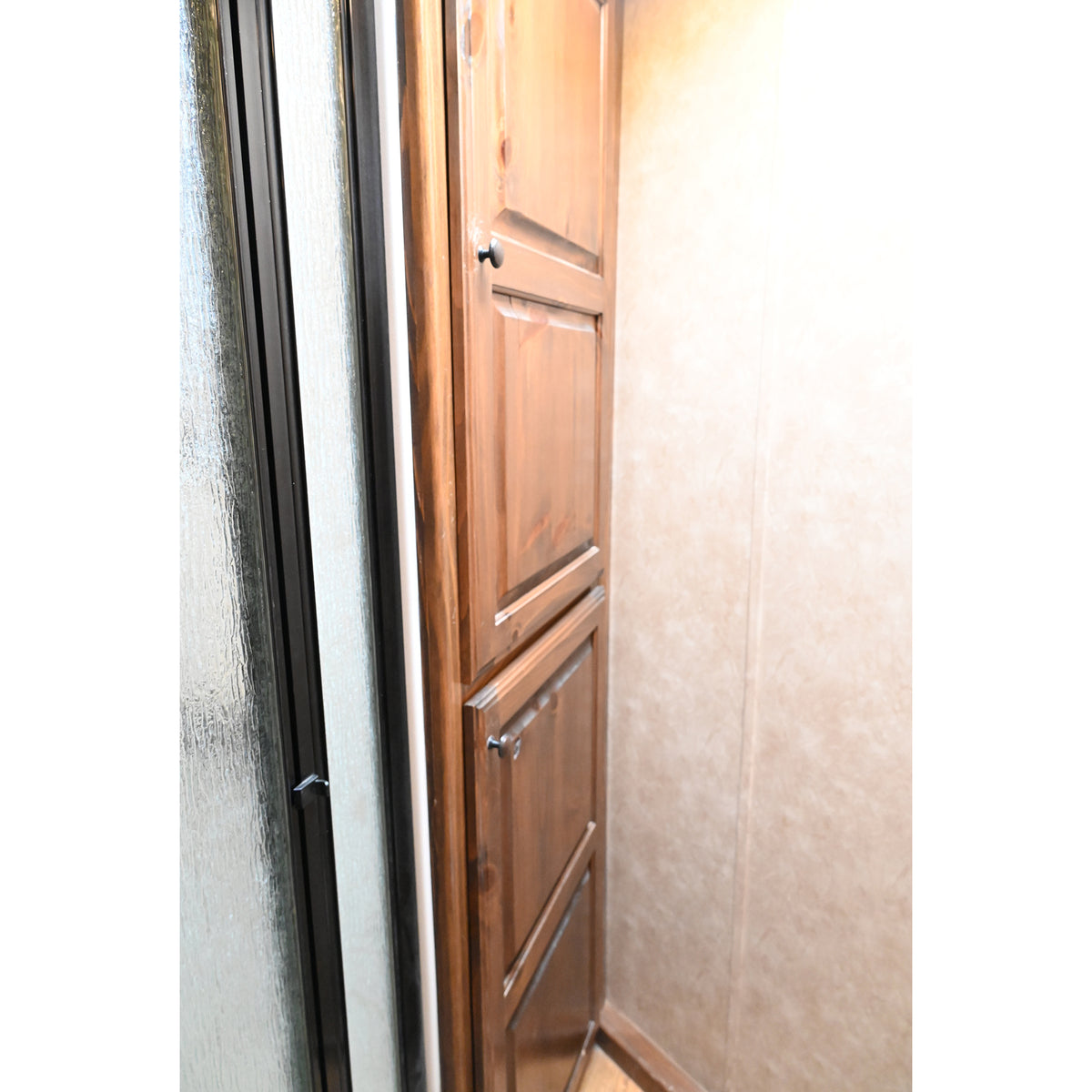 2012 Platinum 4 Horse Trailer with 9' Sierra Living Quarter