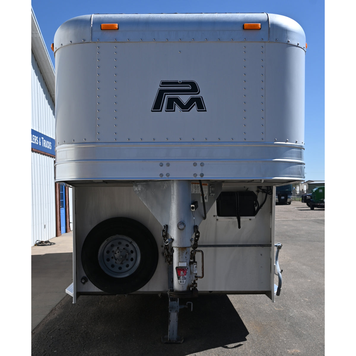2012 Platinum 4 Horse Trailer with 9' Sierra Living Quarter