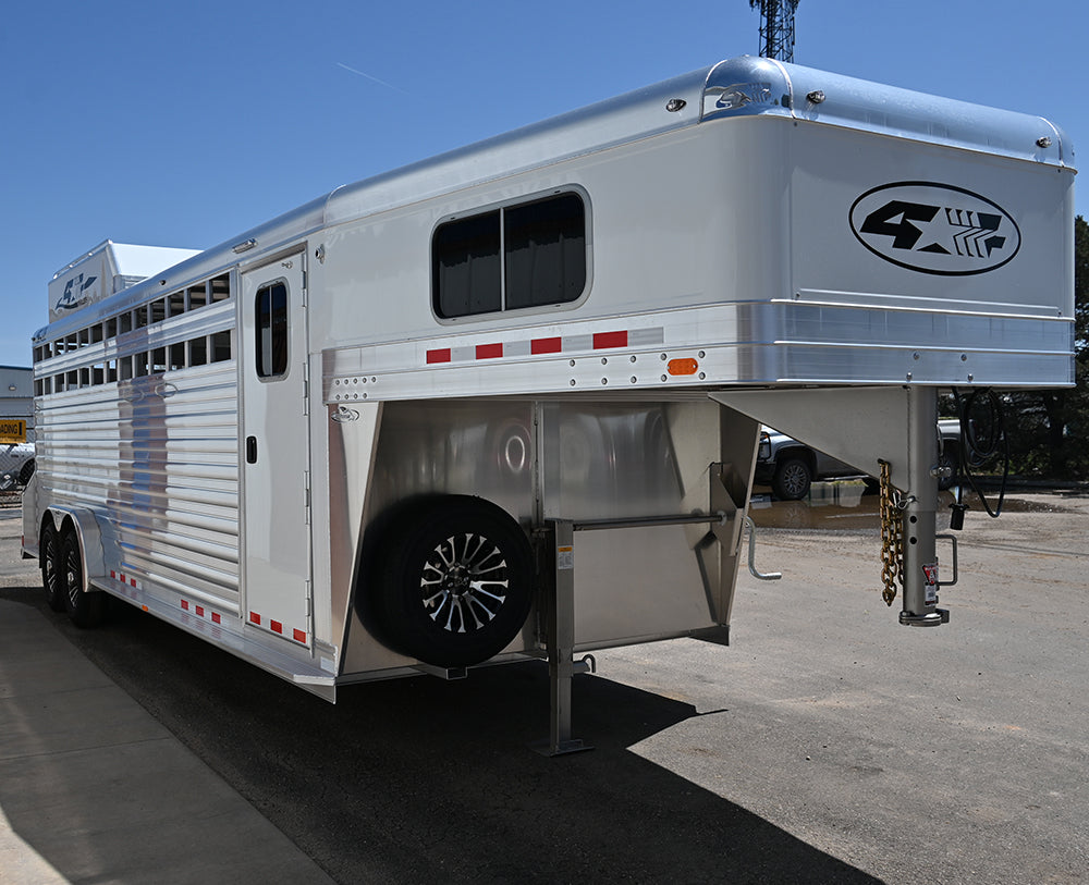 2026 4 Star 24' Deluxe Stock Combo Horse Trailer