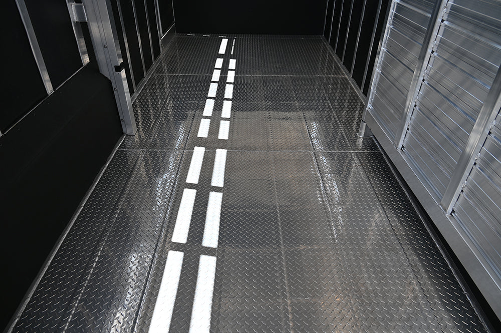 2026 4 Star 24' Deluxe Stock Combo Horse Trailer