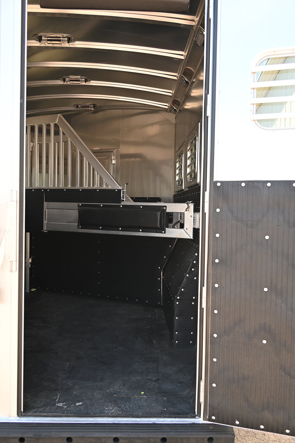 2025 Platinum 3 Horse 10' Outback Living Quarter Trailer