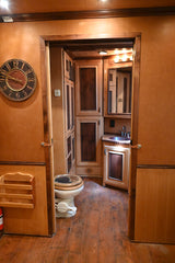 2006 Bloomer 4 Horse 13' Living Quarter Horse Trailer