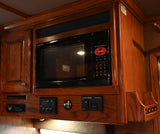 2009 Bloomer 6 Horse 14.5" Living Quarter Horse Trailer with Slide Out