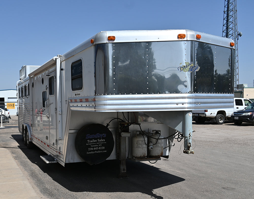 2007 Dream Coach 4 Horse 10' LQ Horse Trailer