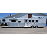 2025 4 Star 4 Horse with 15' Living Quarter, Slide Out, Side Load, Integrated Pod (Pre Owned)