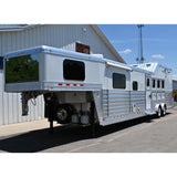 2025 4 Star 4 Horse with 15' Living Quarter, Slide Out, Side Load, Integrated Pod (Pre Owned)
